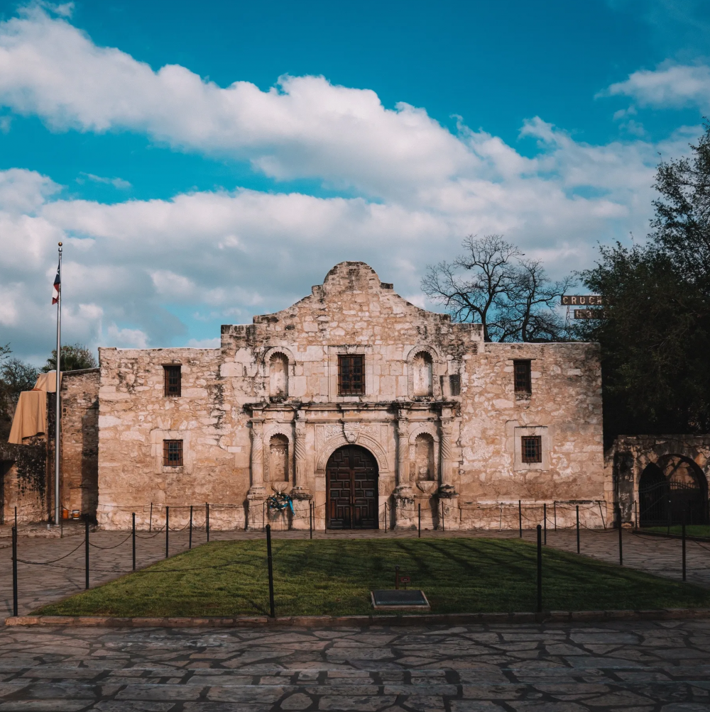 An image of the Alamo in San Antonio